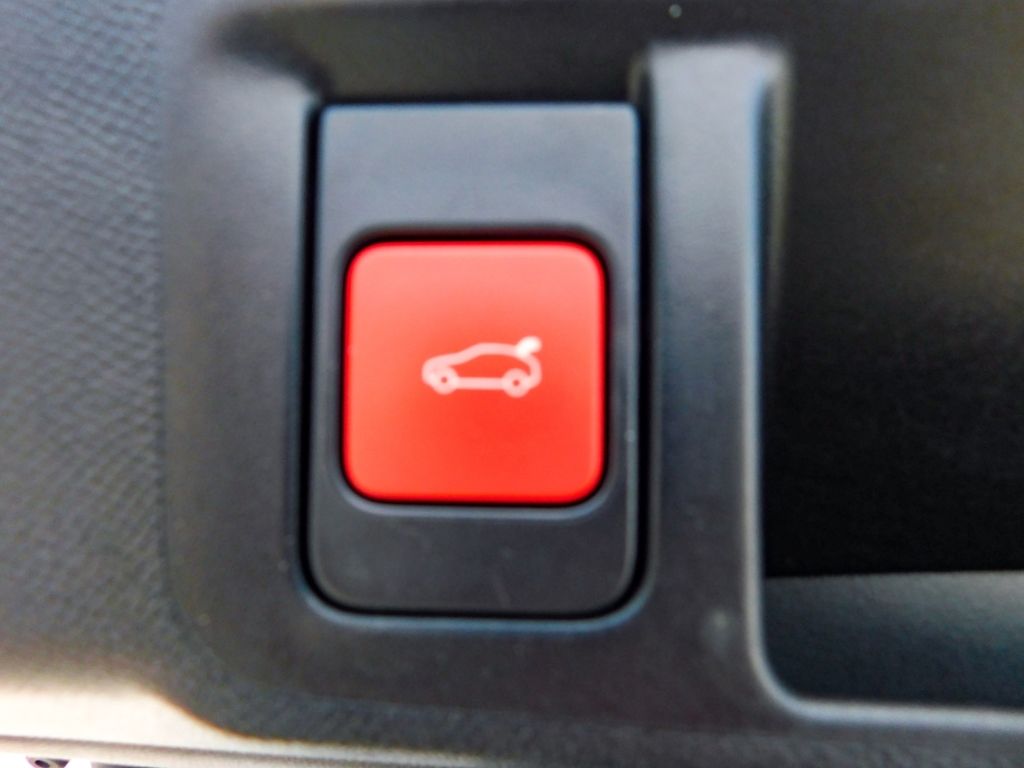 Fahrzeugabbildung Opel Astra L ST Automatik AHK  Panoramadach Head-Up