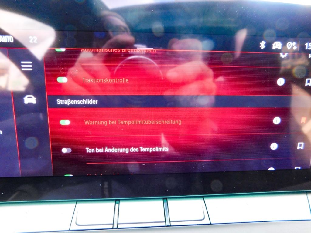 Fahrzeugabbildung Opel Astra L ST Automatik AHK  Panoramadach Head-Up