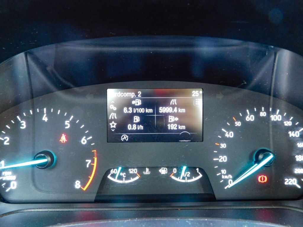 Fahrzeugabbildung Ford Puma Cool & Connect 1,0 ltr. 70KW Winterpaket Ko