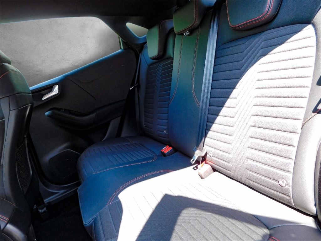 Fahrzeugabbildung Ford Puma ST-Line X Automatic 92KW Winterpaket Fahre
