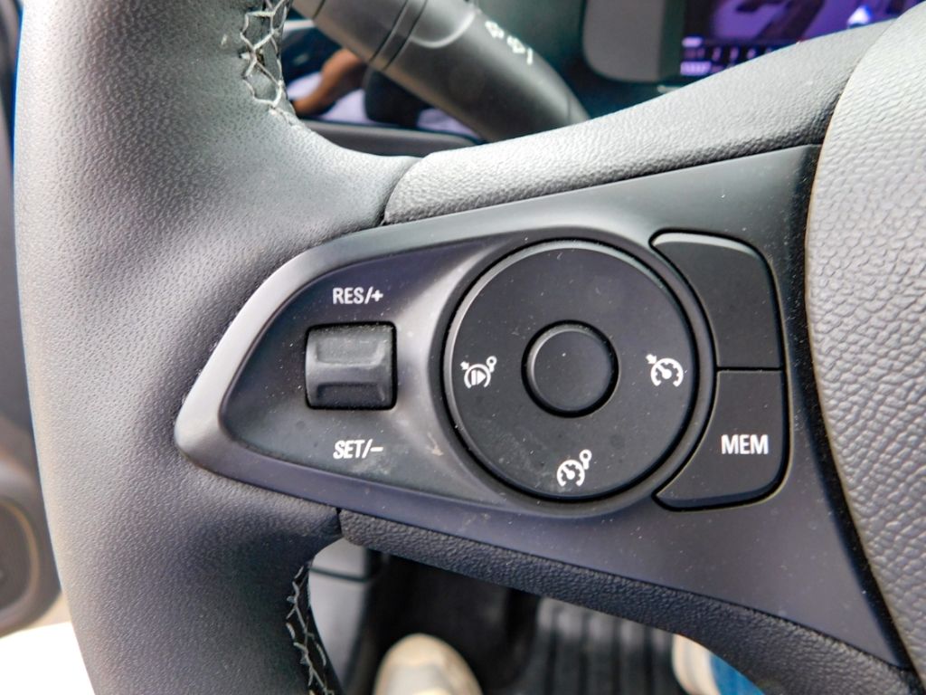 Fahrzeugabbildung Opel Corsa F GS 1.2 Turbo Navi 2x Kamera