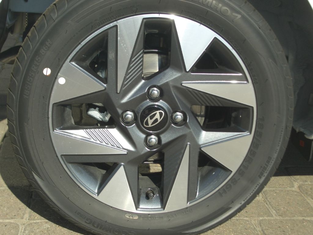 Fahrzeugabbildung Hyundai i10 Facelift MJ25 1.0 Trend Navigation Kamera