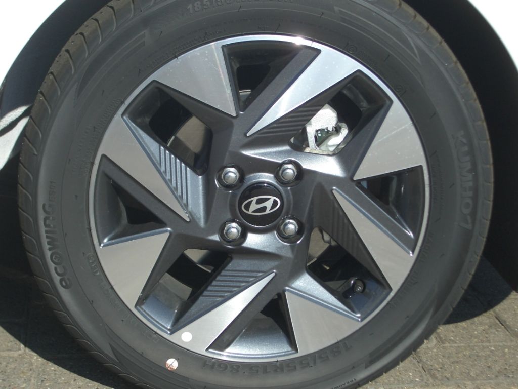 Fahrzeugabbildung Hyundai i10 Facelift MJ25 1.2 Trend Navigation Kamera