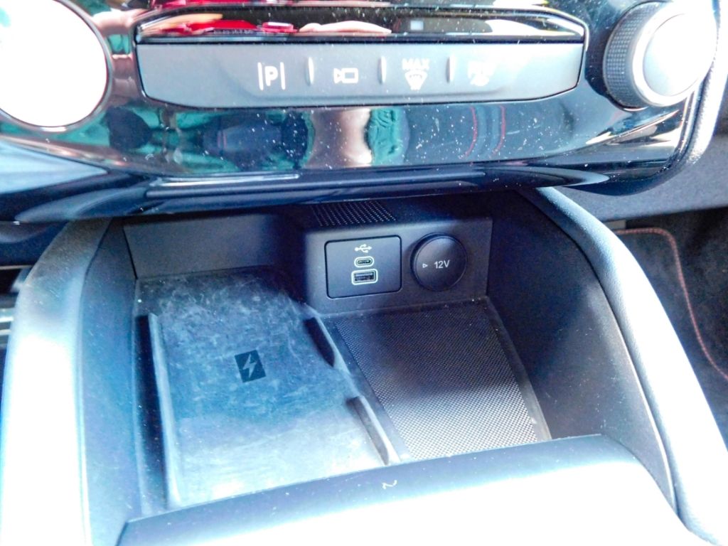Fahrzeugabbildung Ford Kuga Hybrid ST-Line X Automatic Techniologiepake