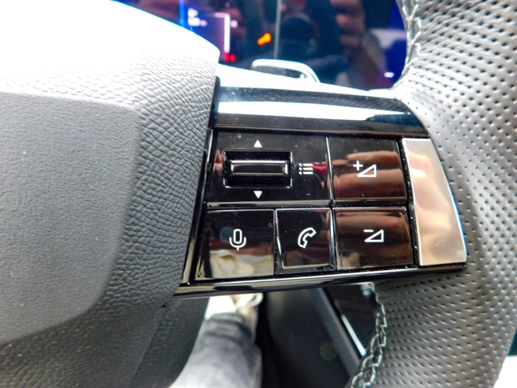 Fahrzeugabbildung Opel Astra L ST 1,5 D Elegance Autom. Navi 2x Kamera