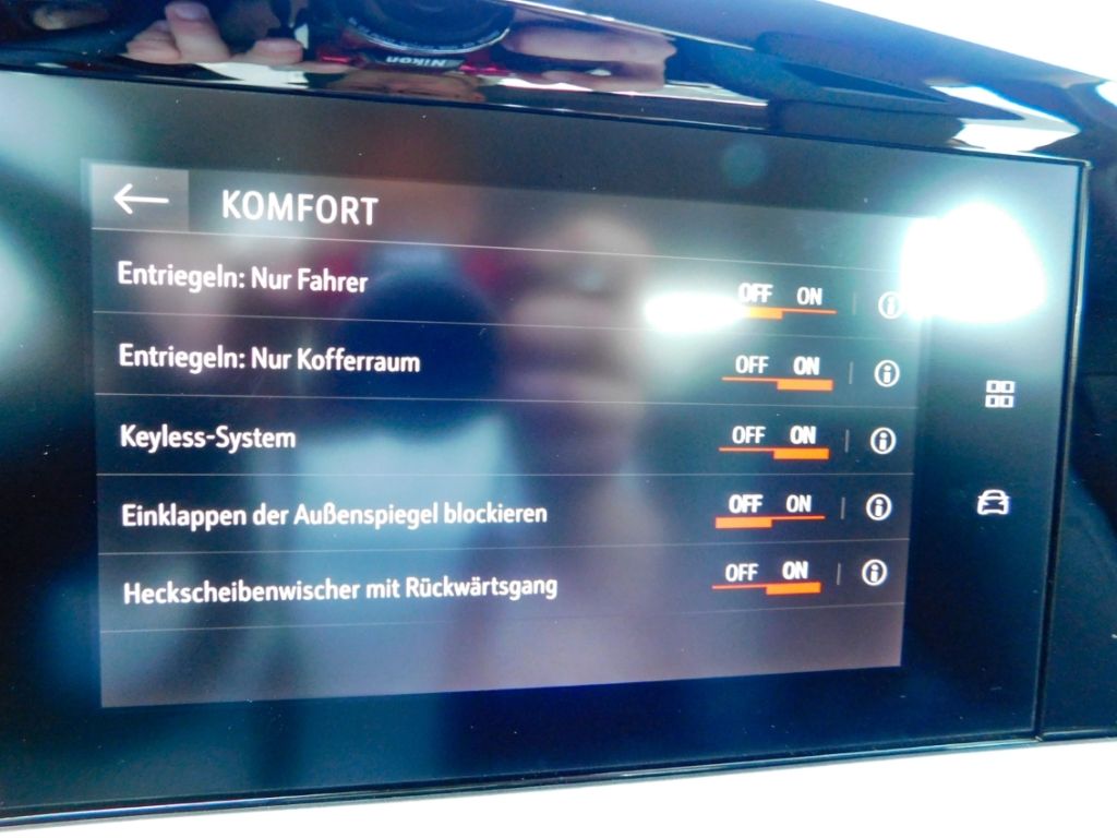 Fahrzeugabbildung Opel Mokka Elegance 1.2 Turbo Autom. 2xKamera Allwett