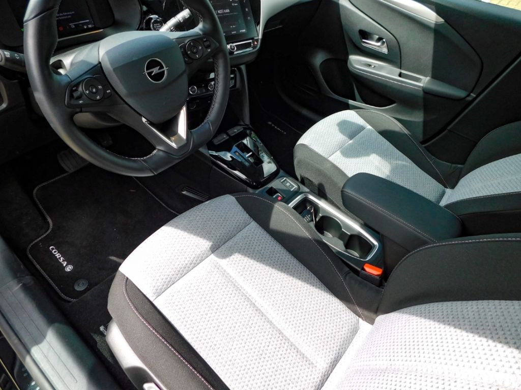 Fahrzeugabbildung Opel Corsa-e Corsa electric 11KW Charger Sitz-Hzg,8-f