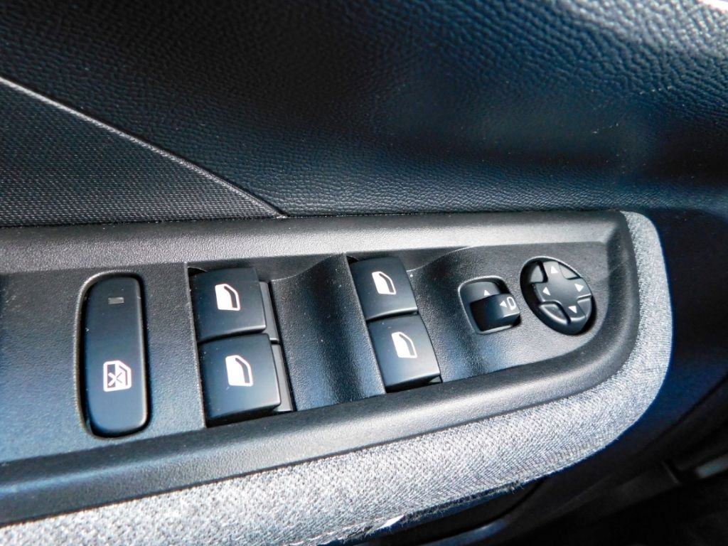 Fahrzeugabbildung Opel Frontera Electric GS 83 kW SitzHzg LenkradHzg Ga