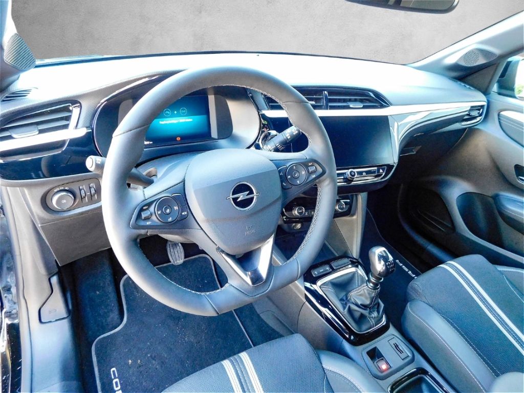 Fahrzeugabbildung Opel Corsa F GS 1.2 Turbo Lenkrad-Hzg Ganzjahresreife