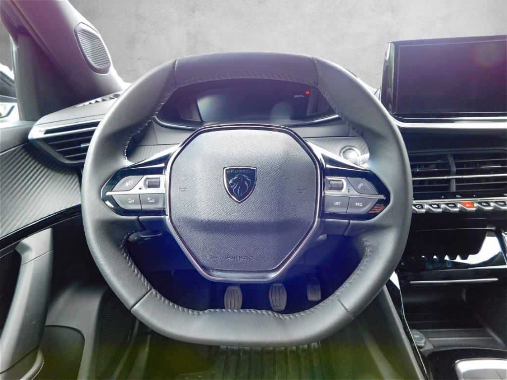 Fahrzeugabbildung Peugeot 2008 Allure Puretech 100 Sitz-Hzg 2x Kamera ACC