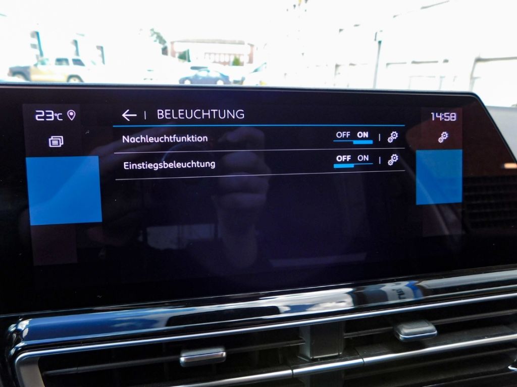 Fahrzeugabbildung Citroën C5 Aircross Plus Hybrid SitzHzg Ganzjahresreifen