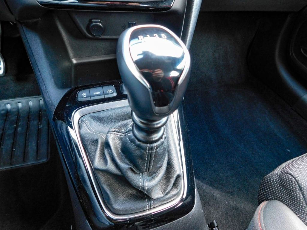 Fahrzeugabbildung Opel Corsa F GS Line 1.2 Turbo Klimaanlage Carplay