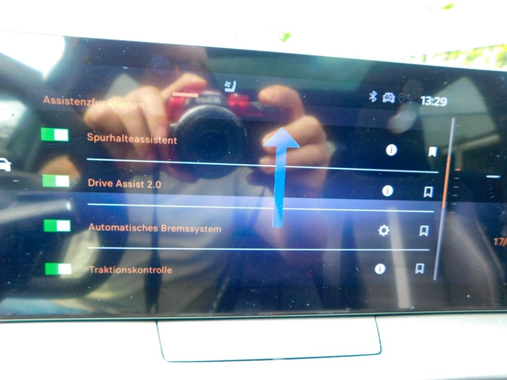 Fahrzeugabbildung Opel Grandland Ultimate 1.6 Plug-in-Hybrid Leder GSHD