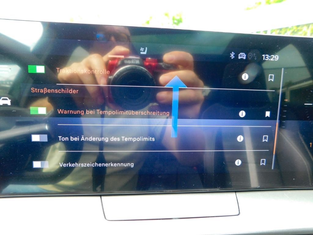 Fahrzeugabbildung Opel Grandland Ultimate 1.6 Plug-in-Hybrid Leder GSHD