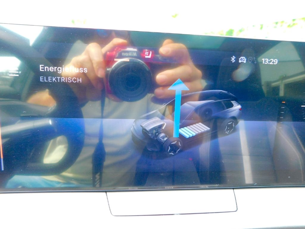 Fahrzeugabbildung Opel Grandland Ultimate 1.6 Plug-in-Hybrid Leder GSHD