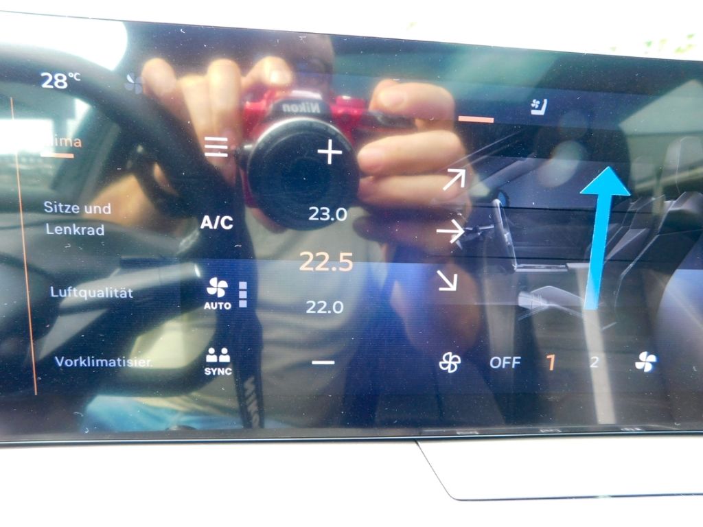 Fahrzeugabbildung Opel Grandland Ultimate 1.6 Plug-in-Hybrid Leder GSHD