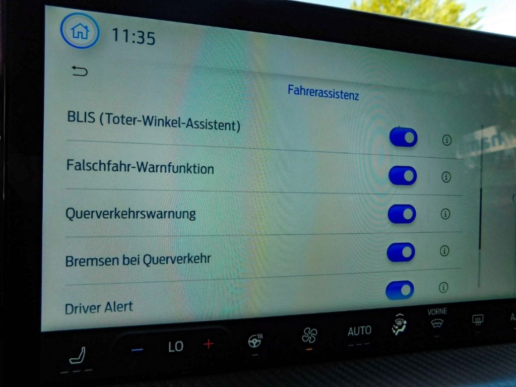 Fahrzeugabbildung Ford Kuga ST-Line 1.5 EcoBoost Automatic Carplay Navi