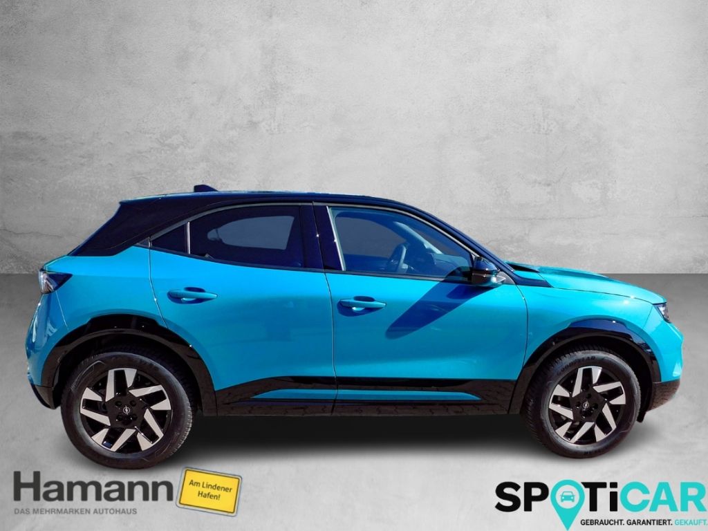 Fahrzeugabbildung Opel Mokka e GS Long Range Ganzjahresreifen Rückfahrk