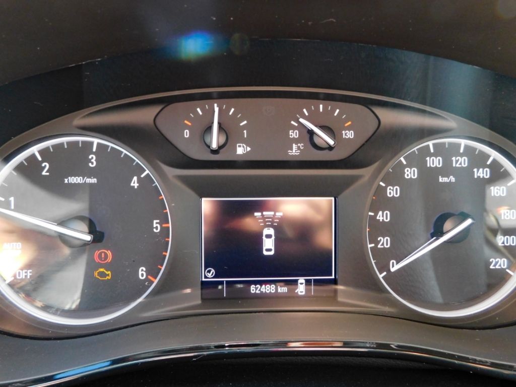 Fahrzeugabbildung Opel Mokka Innovation Navi AHK Sitz-Hzg Rückfahrkamer