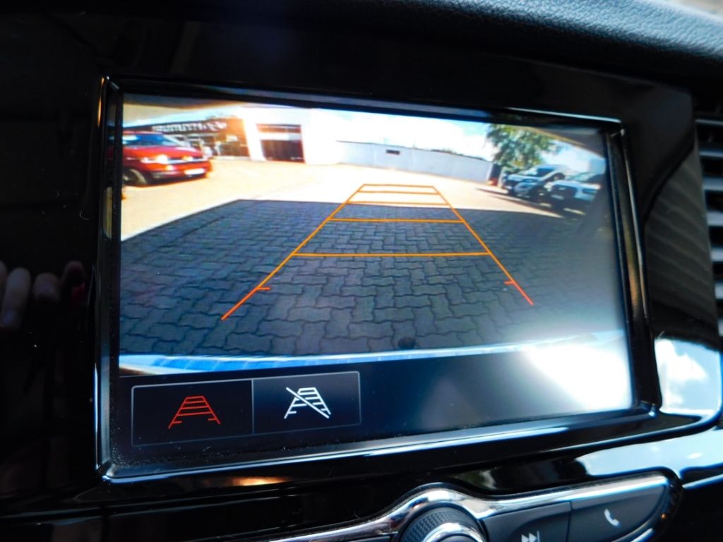 Fahrzeugabbildung Opel Mokka Innovation Navi AHK Sitz-Hzg Rückfahrkamer