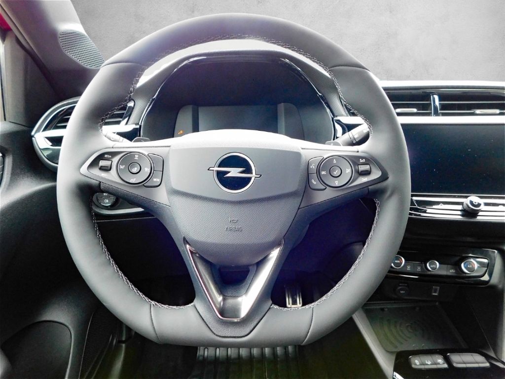 Fahrzeugabbildung Opel Corsa F GS Ganzjahresreifen ACC Lenkrad-Hzg
