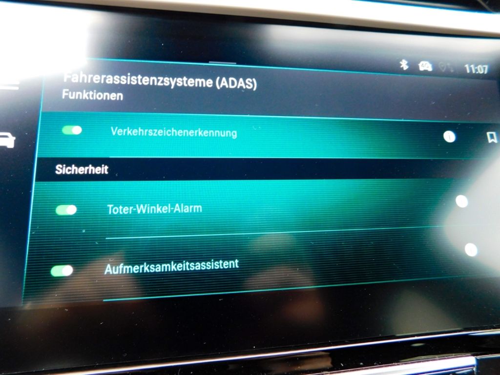 Fahrzeugabbildung Opel Corsa F GS Ganzjahresreifen ACC Lenkrad-Hzg