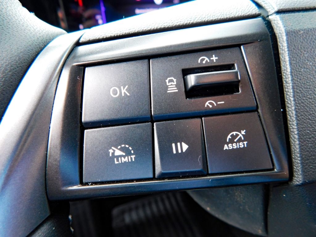 Fahrzeugabbildung Opel Mokka GS 1.2 Ganzjahresreifen Sitz-Hzg Rückfahrk