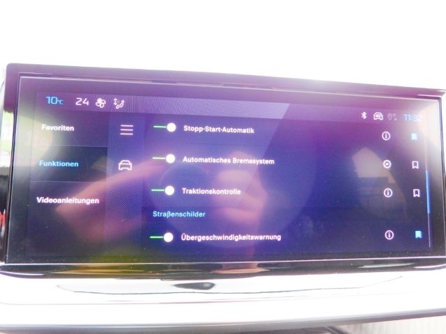 Fahrzeugabbildung Peugeot 208 Peugeot Hybrid 100 Allure Rückfahrkamera All