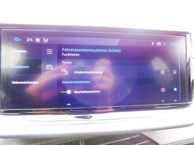 Fahrzeugabbildung Peugeot 208 Peugeot Hybrid 100 Allure Rückfahrkamera All