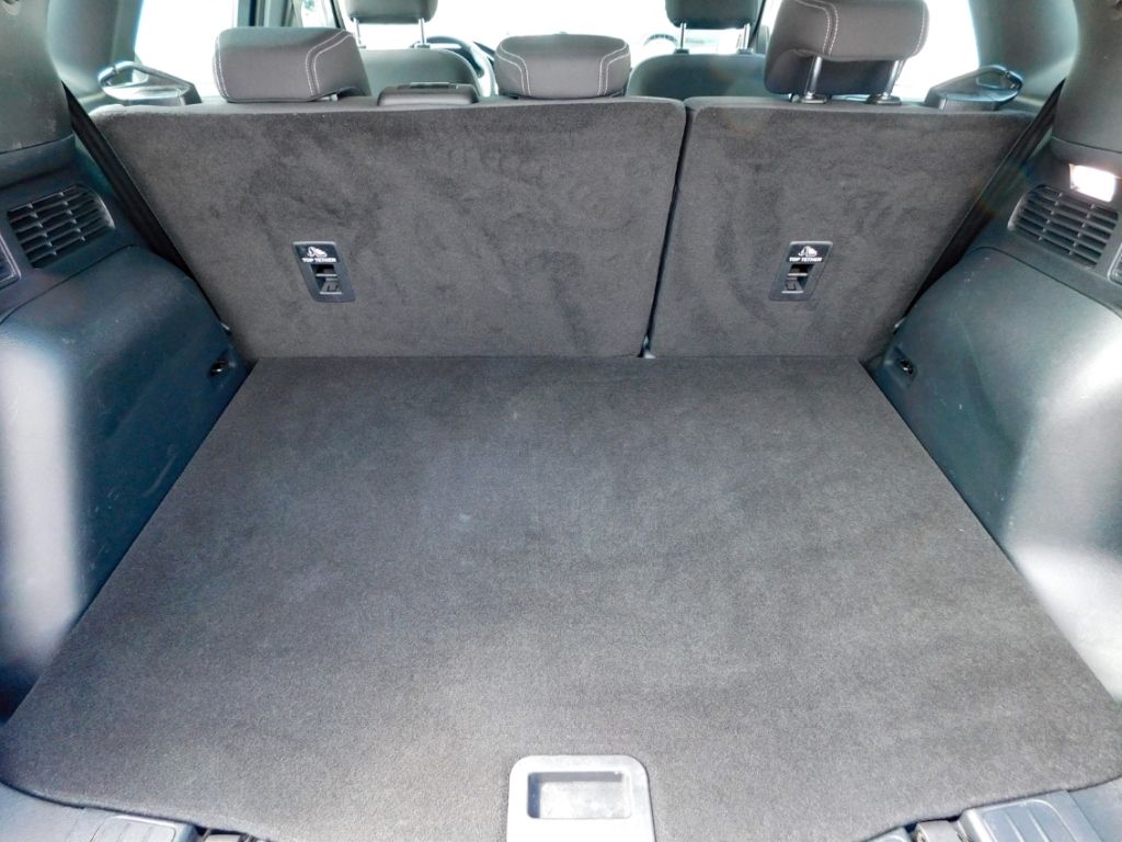 Fahrzeugabbildung Ford Kuga Cool & Connect 1,5 ltr. 120PS Winterpaket K