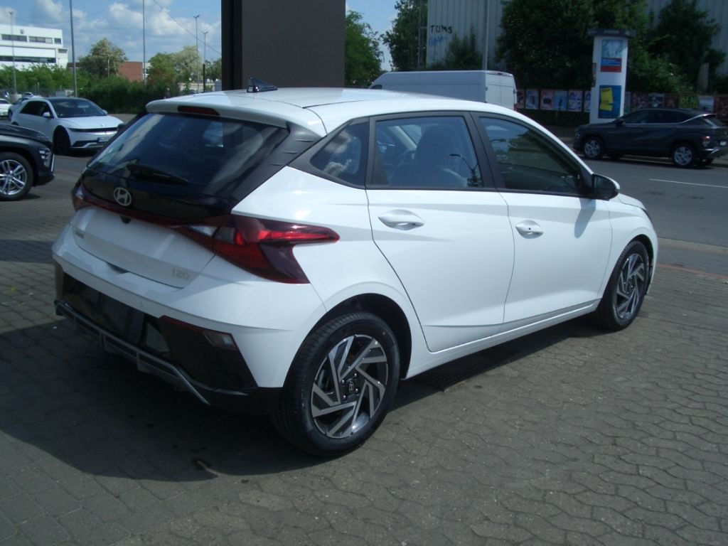 Fahrzeugabbildung Hyundai i20 FL 1.0 T-GDI 100 PS Trend, Komfort-Paket