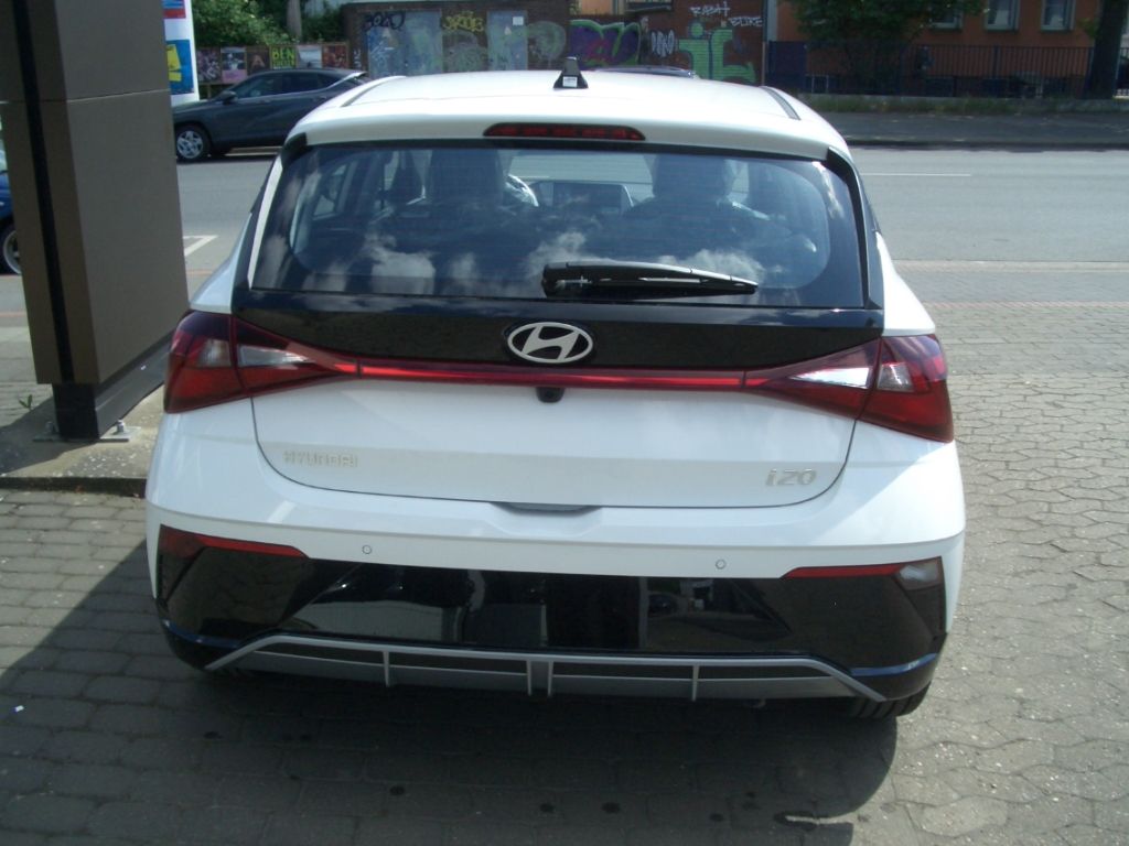 Fahrzeugabbildung Hyundai i20 FL 1.0 T-GDI 100 PS Trend, Komfort-Paket